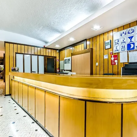 Flamingo 3* Лиссабон