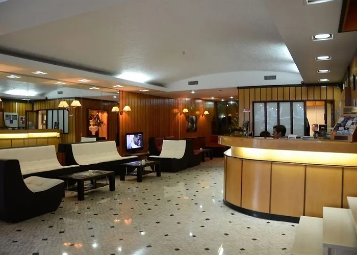 Flamingo Hotell 3*