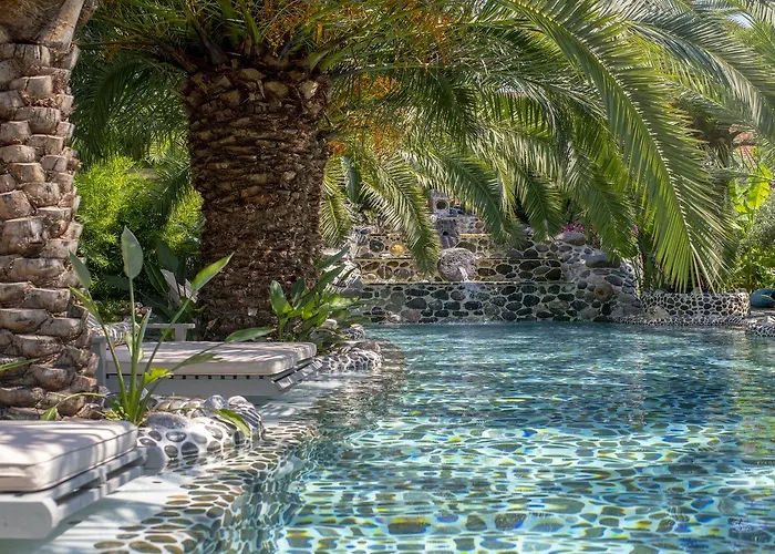 Отель Flamingo 3*