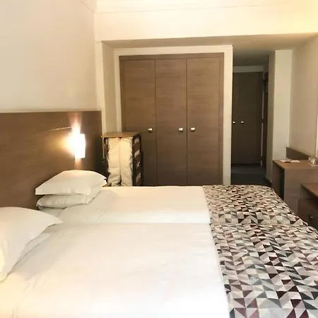 Ξενοδοχείο Flamingo 3*